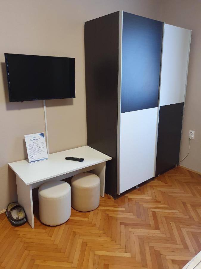 Gradiska Na Savi Apartmani I Sobe エクステリア 写真