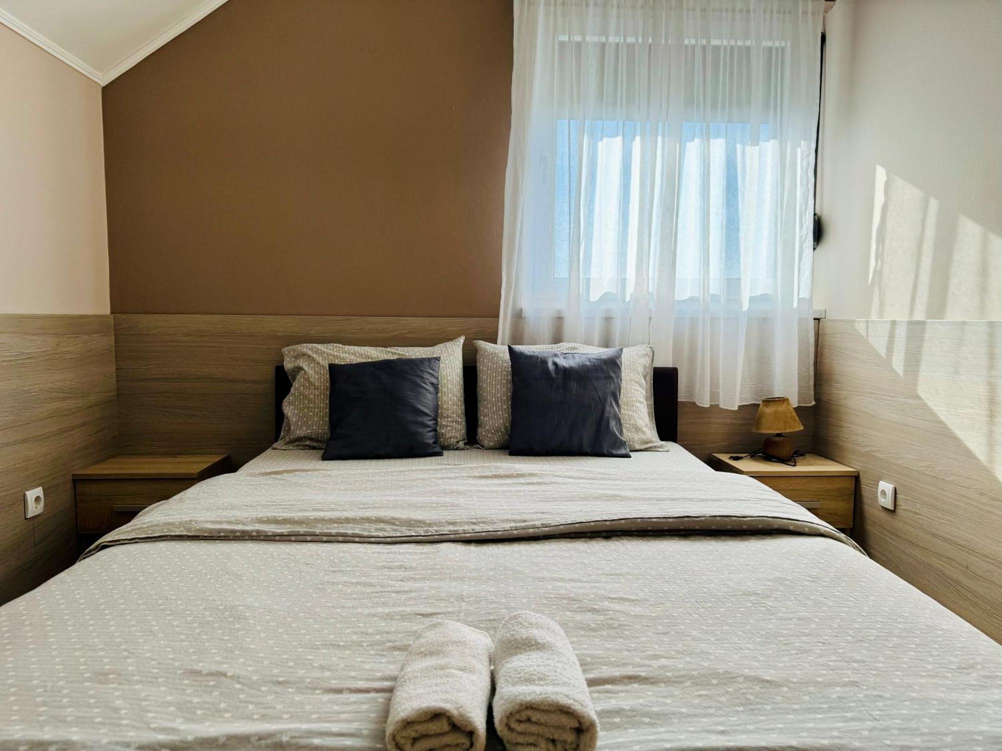 Gradiska Na Savi Apartmani I Sobe エクステリア 写真