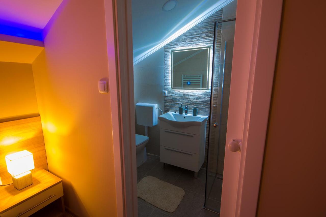 Gradiska Na Savi Apartmani I Sobe エクステリア 写真