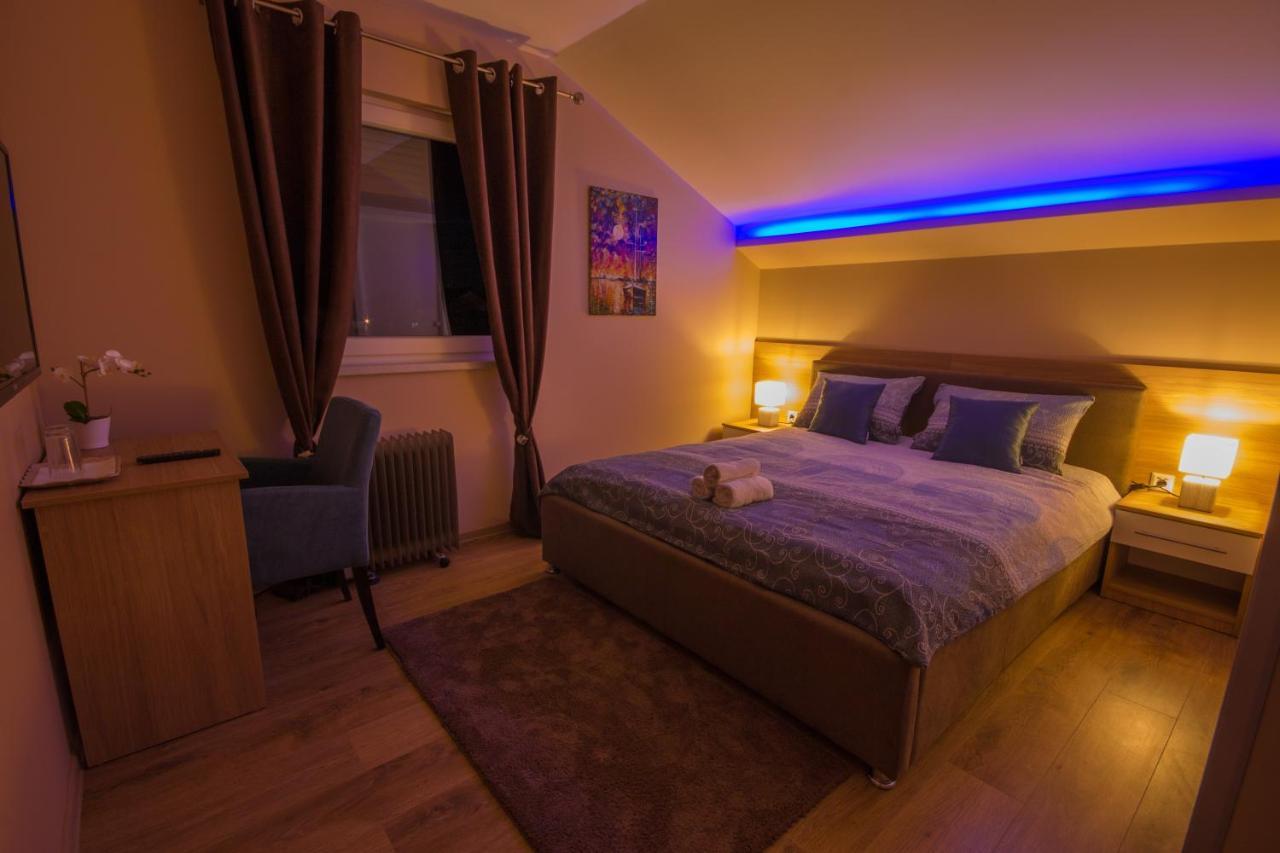 Gradiska Na Savi Apartmani I Sobe エクステリア 写真
