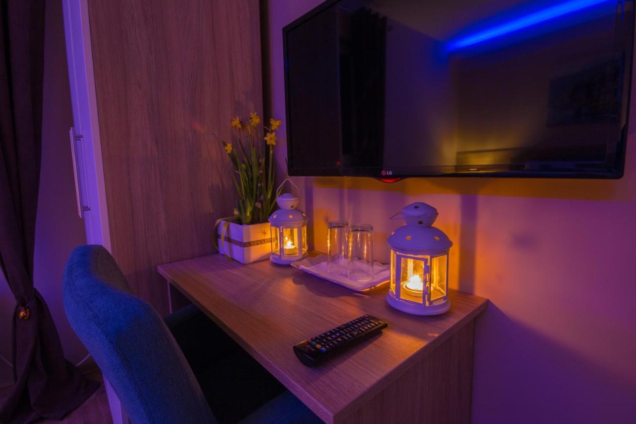 Gradiska Na Savi Apartmani I Sobe エクステリア 写真