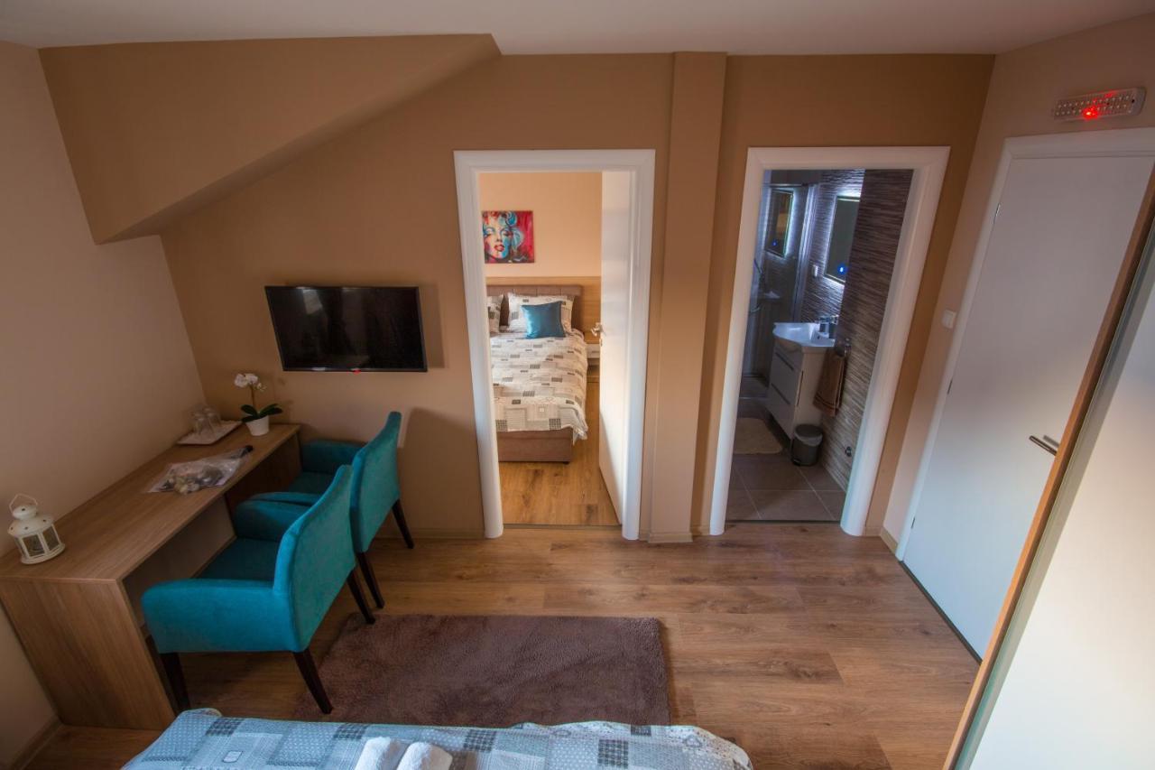 Gradiska Na Savi Apartmani I Sobe エクステリア 写真