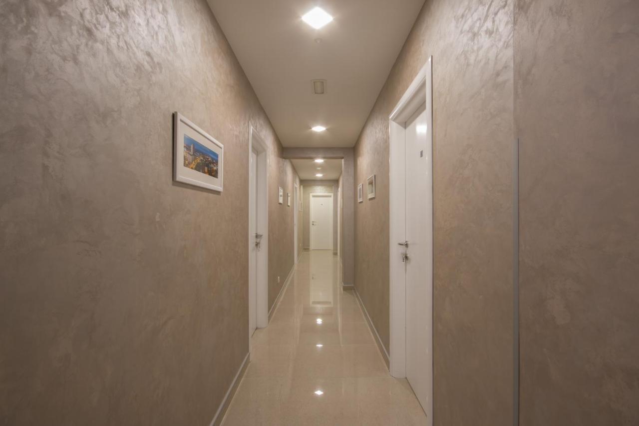 Gradiska Na Savi Apartmani I Sobe エクステリア 写真